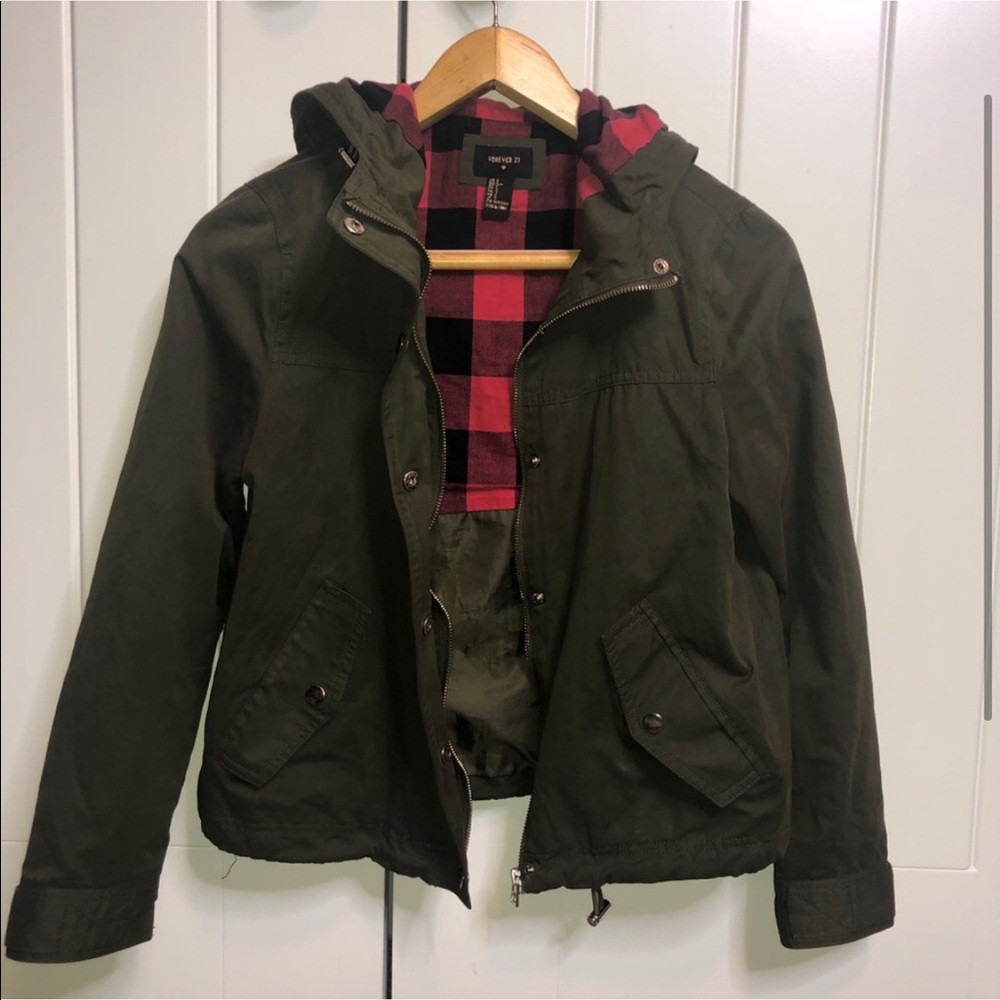 Green spring jacket - Picture 3 of 5